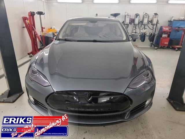 Tesla Model S 2013-2016 (Fase 1) , Motorkode: L1S, Girkassekode: 