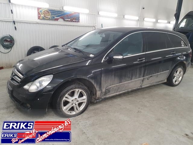Mercedes R-Klasse 2006-2013 (W251) (W251), Motorkode: OM642.950, Girkassekode: 72290200989939