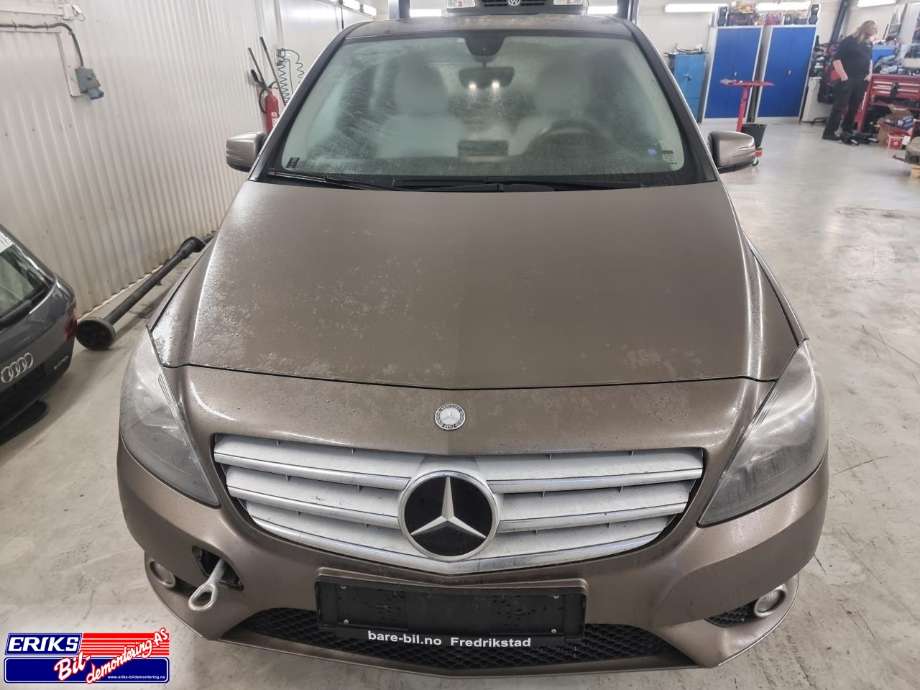 Mercedes B-Klasse 2011-2018 (W246) (W246), Motorkode: 651901, Girkassekode: 71164200518451