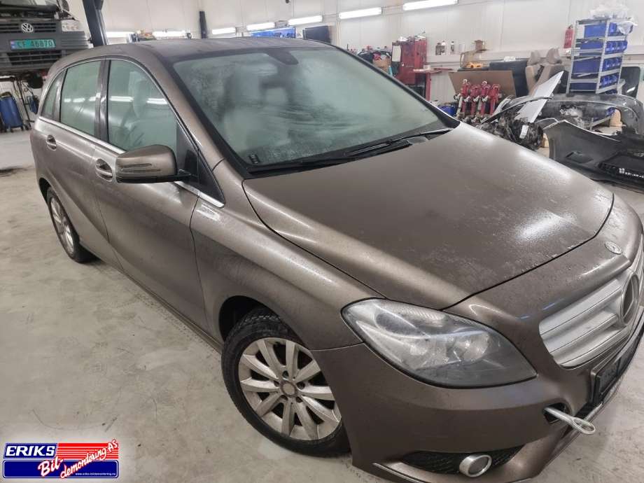 Mercedes B-Klasse 2011-2018 (W246) (W246), Motorkode: 651901, Girkassekode: 71164200518451
