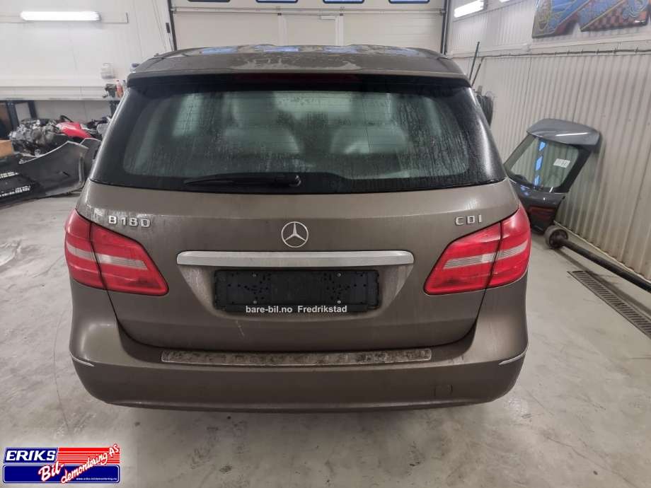 Mercedes B-Klasse 2011-2018 (W246) (W246), Motorkode: 651901, Girkassekode: 71164200518451