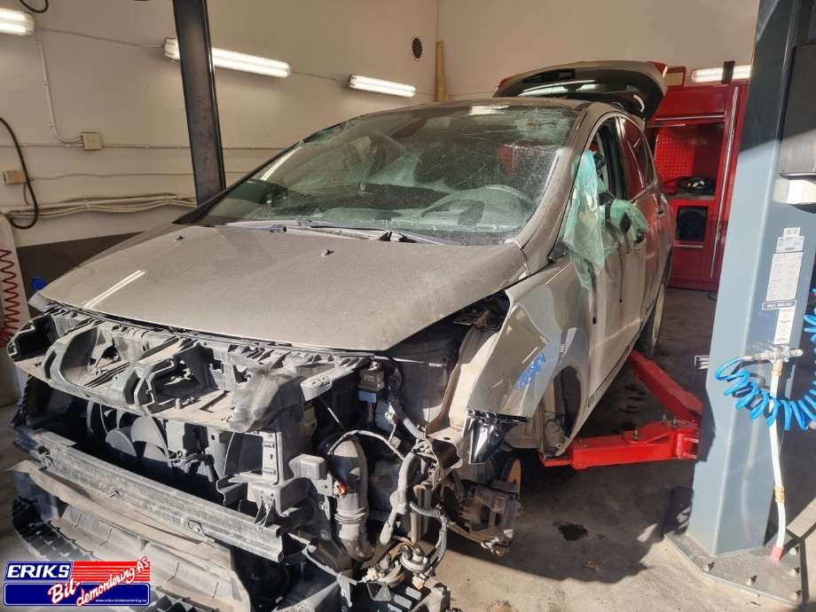 Peugeot 3008, 2009-2016 (Type I)  delebil , Motorkode: RH02