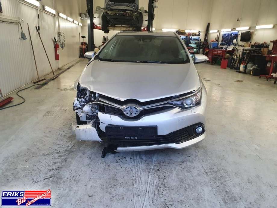 Toyota Auris 2015-2019 (Type II, Fase 2) , Motorkode: 2ZR-FXE, Girkassekode: