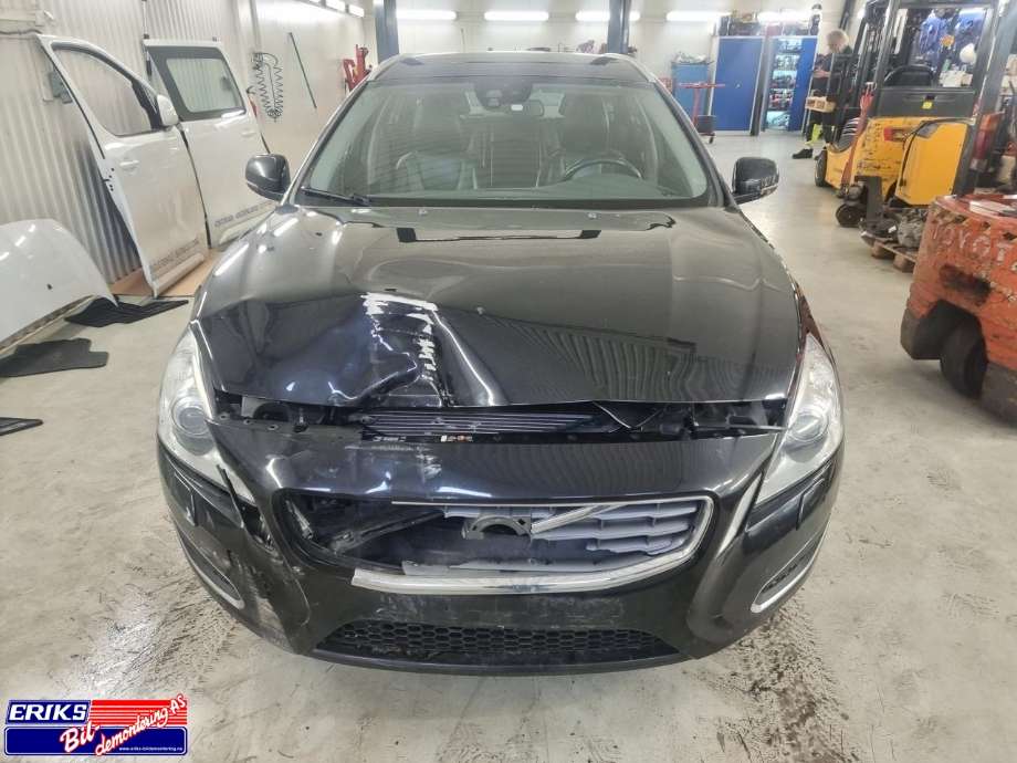 Volvo V60 2010-2013 (Type I, Fase 1) , Motorkode: D4162T, Girkassekode: