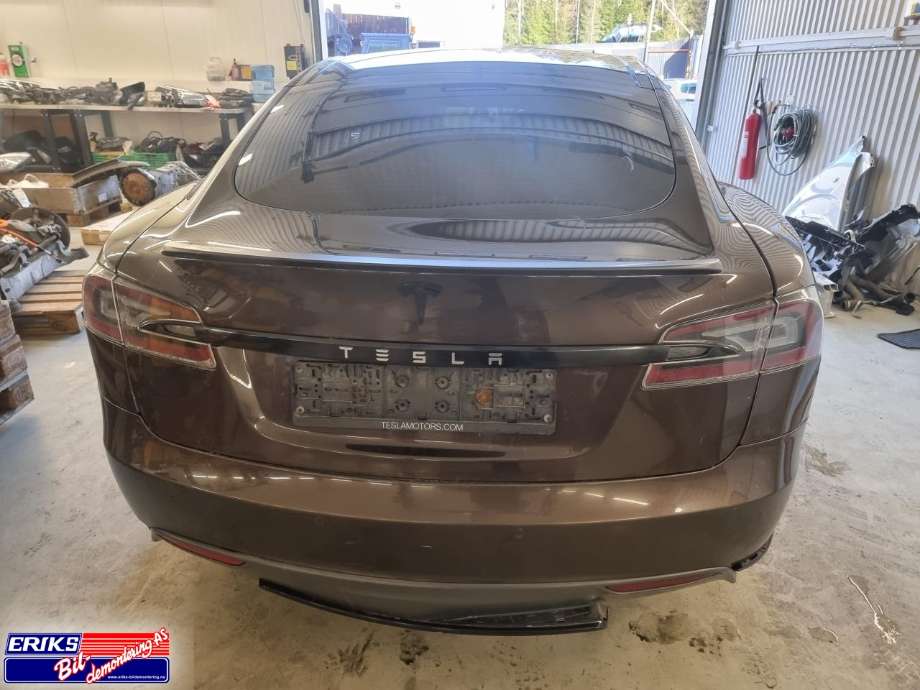Tesla Model S 2013-2016 (Fase 1) , Motorkode: L1S, Girkassekode: 