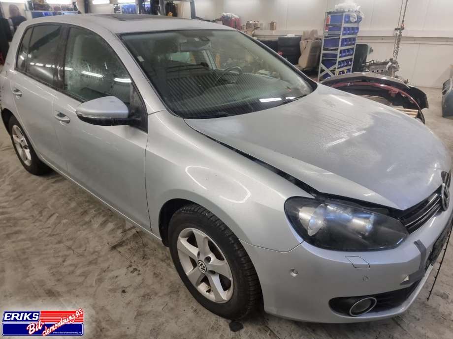 VW Golf VI 2008-2012 , Motorkode: CFFB, Girkassekode: MFL