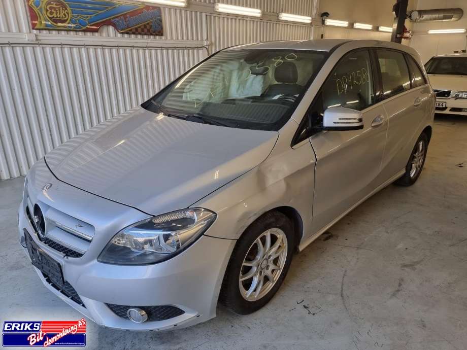 Mercedes B-Klasse 2011-2018 (W246) (W246), Motorkode: 270910, Girkassekode: 71164300555073