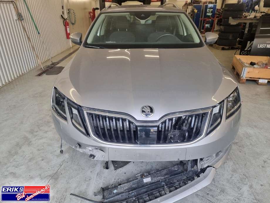 Škoda Octavia 2017-2020 (Type III, Fase 2) , Motorkode: DCYA, Girkassekode: SWR