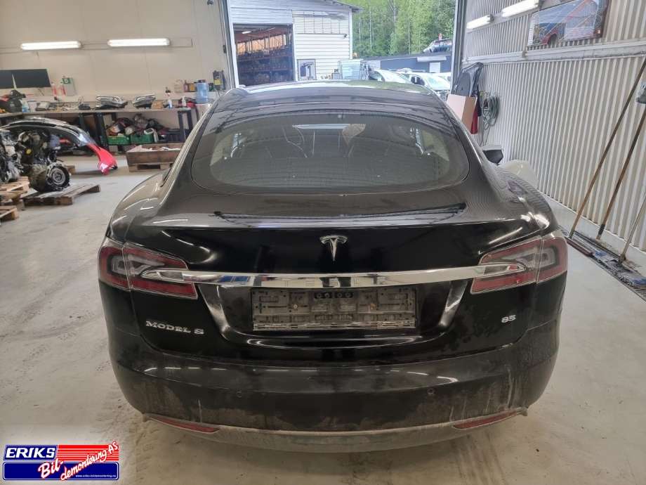 Tesla Model S 2013-2016 (Fase 1) , Motorkode: L1S, Girkassekode: 