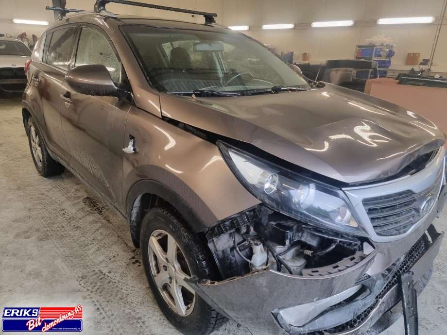 Kia Sportage 2010-2016 (Type III) , Motorkode: D4FD, Girkassekode: ZD78