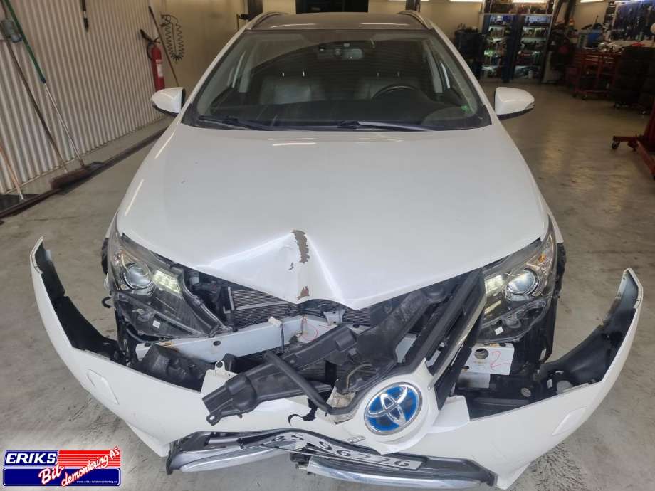 Toyota Auris 2013-2015 (Type II, Fase 1) , Motorkode: 2ZR-FXE, Girkassekode: 