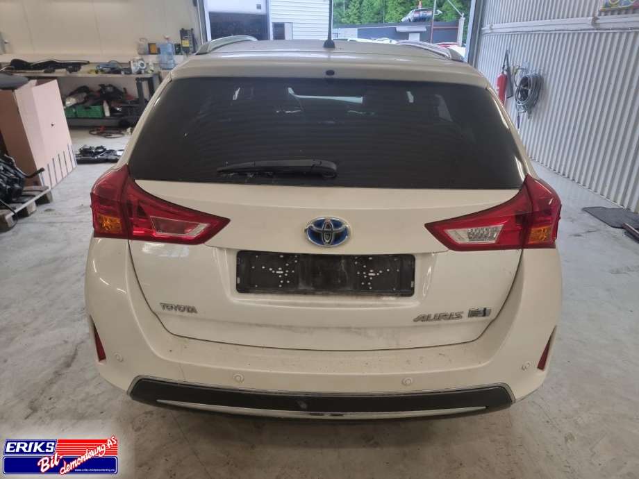 Toyota Auris 2013-2015 (Type II, Fase 1) , Motorkode: 2ZR-FXE, Girkassekode: 