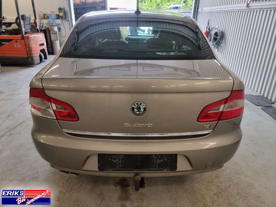 Škoda Superb 2008-2015 (Type II) , Motorkode: BMP, Girkassekode: LQV