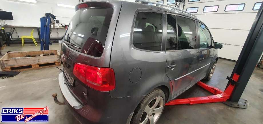 VW Touran 2010-2015 (Type I, Fase 3) , Motorkode: CAYC, Girkassekode: NQE