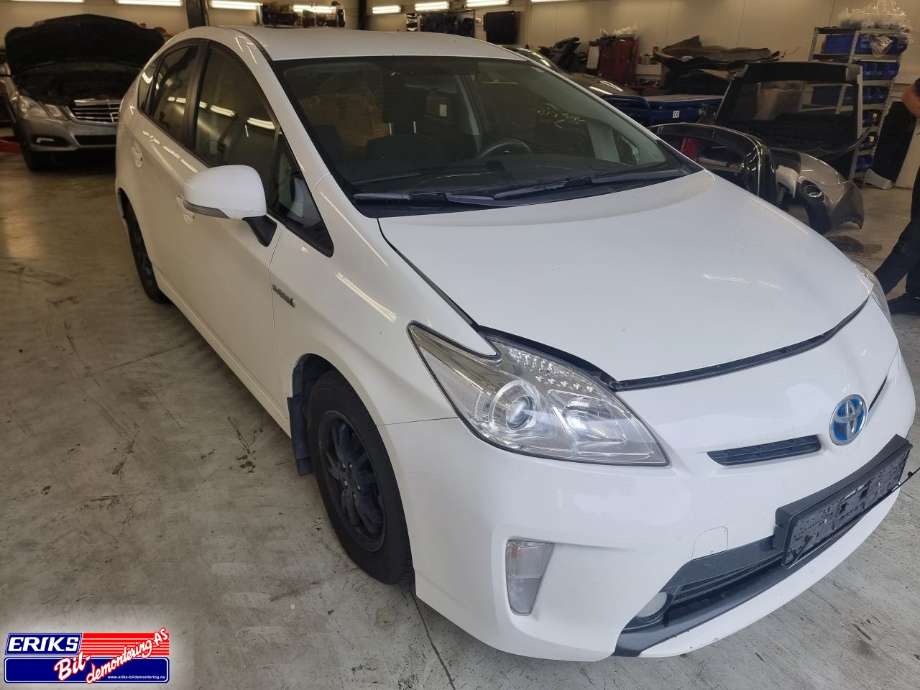 Toyota Prius 2009-2016 (Type III) (COMBI) (COMBI), Motorkode: 2ZR-FXE, Girkassekode: 