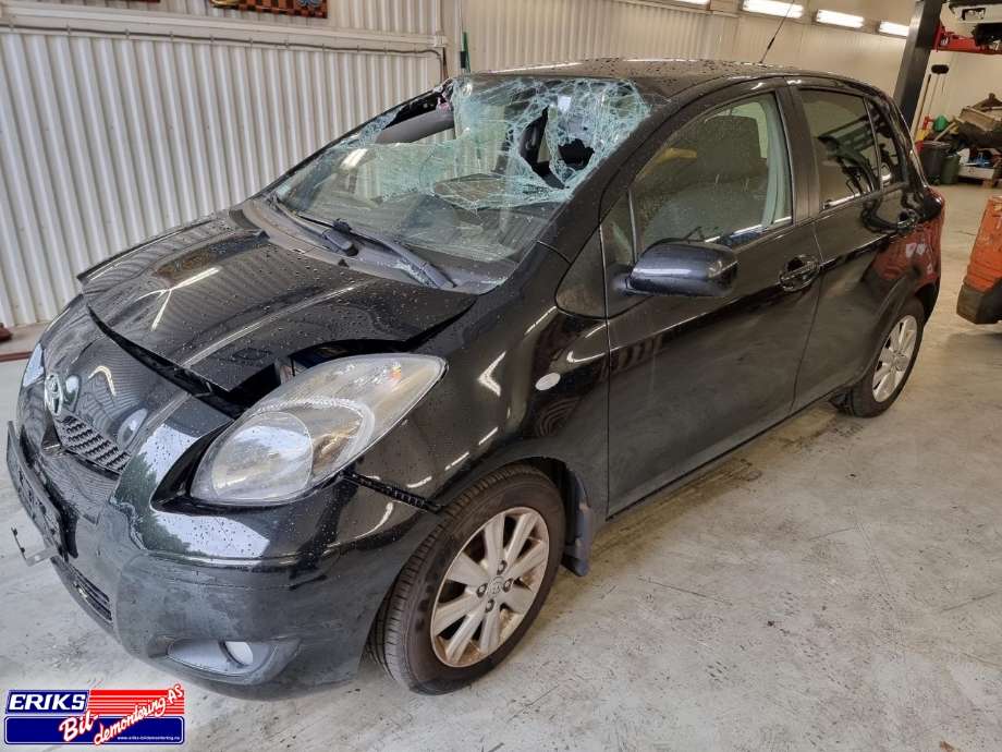Toyota Yaris 2009-2011 (Type II, Fase 2) , Motorkode: 1NR-FE ECO, Girkassekode: 