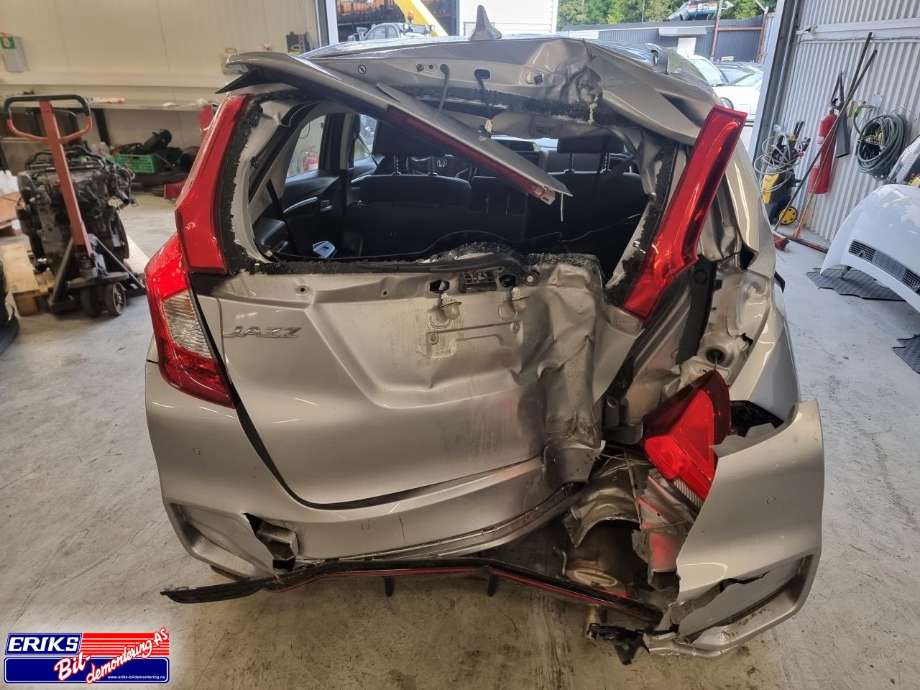 Honda Jazz 2015-2020 (Type III) , Motorkode: L15B3, Girkassekode: 