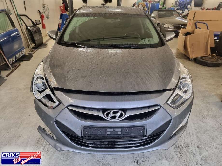 Hyundai i40 2012-2017 , Motorkode: D4FD, Girkassekode: WT04