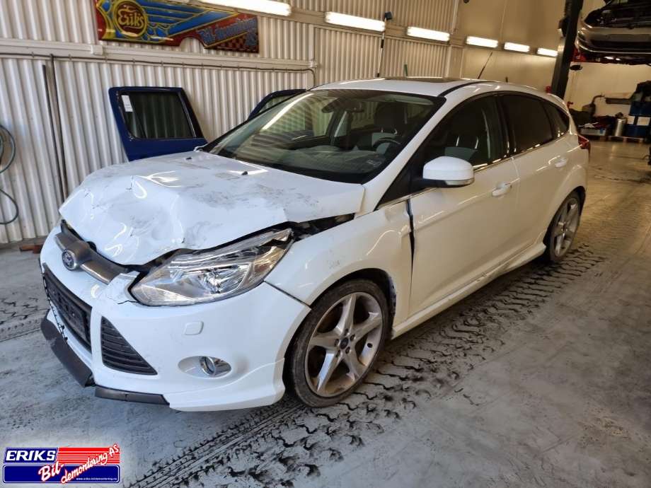 Ford Focus 2011-2014 (Type III, Fase 1) , Motorkode: JQDB JQDA YUDA, Girkassekode: CB6