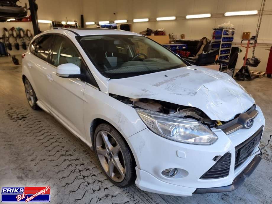 Ford Focus 2011-2014 (Type III, Fase 1) , Motorkode: JQDB JQDA YUDA, Girkassekode: CB6