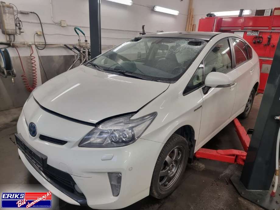 Toyota Prius 2009-2016 (Type III) (COMBI) (COMBI), Motorkode: 2ZR-FXE, Girkassekode: 