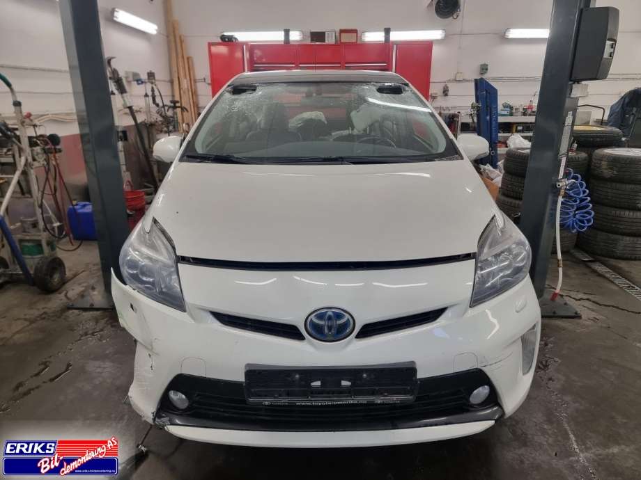 Toyota Prius 2009-2016 (Type III) (COMBI) (COMBI), Motorkode: 2ZR-FXE, Girkassekode: 