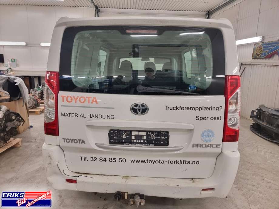 Toyota Proace 2013-2016 (Type I) , Motorkode: RH02, Girkassekode: 