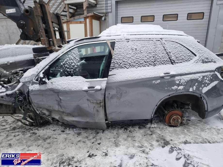 BMW X5 2013-2018 (F15) (F15), Motorkode: N20B20A, Girkassekode: GA8P75HZ - Z4P
