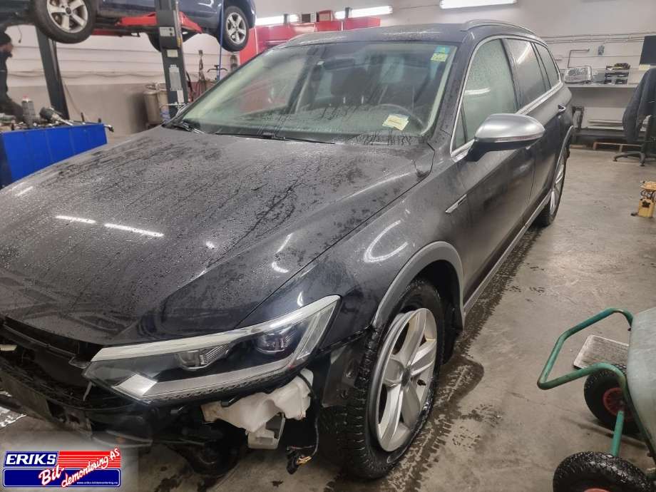 VW Passat 2015-2019 (Fase 1) (B8) (B8), Motorkode: DFEA, Girkassekode: RKN