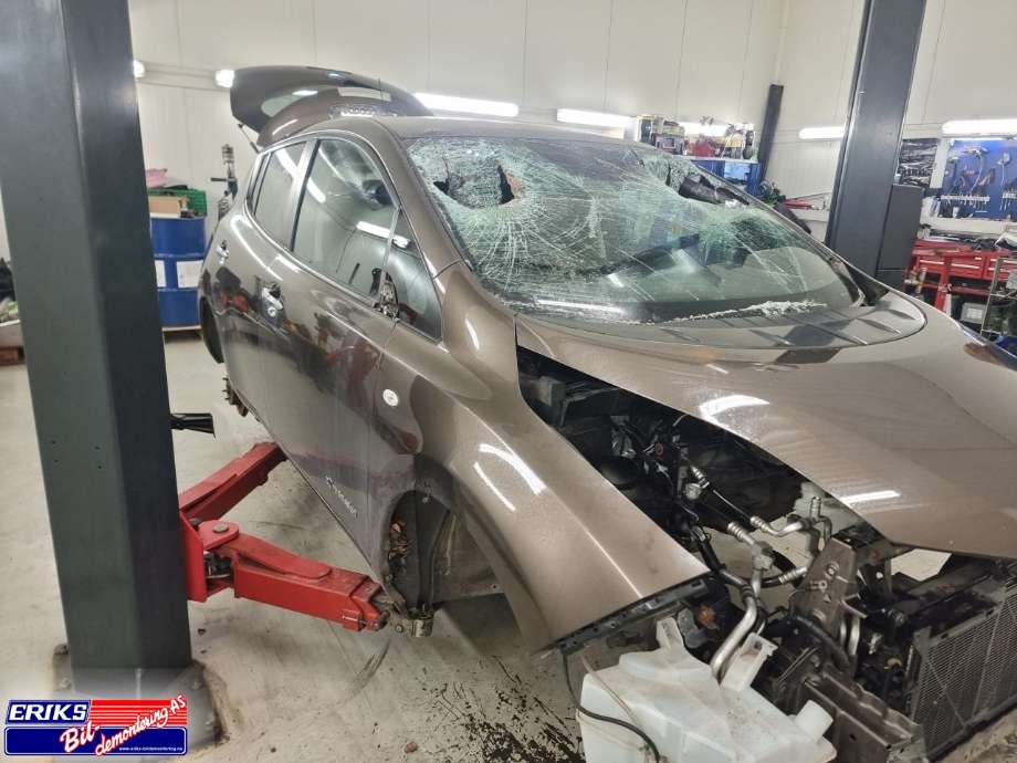 Nissan Leaf 2011-2017 (Type I) , Motorkode: EM57, Girkassekode: