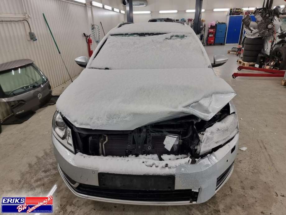 VW Passat 2011-2015 (B7) (B7), Motorkode: CAYC, Girkassekode: MYP