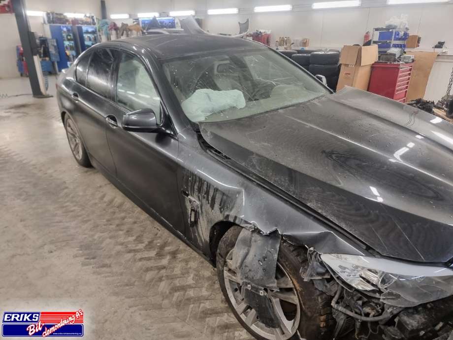 BMW 5-Serie 2010-2017 (F10/F11) (F10/F11), Motorkode: N47D20C, Girkassekode: GA8HP45Z
