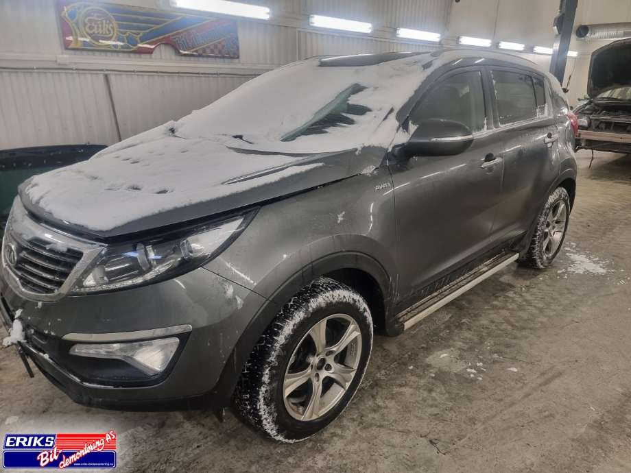 Kia Sportage 2010-2016 (Type III) , Motorkode: D4HA, Girkassekode: U56J
