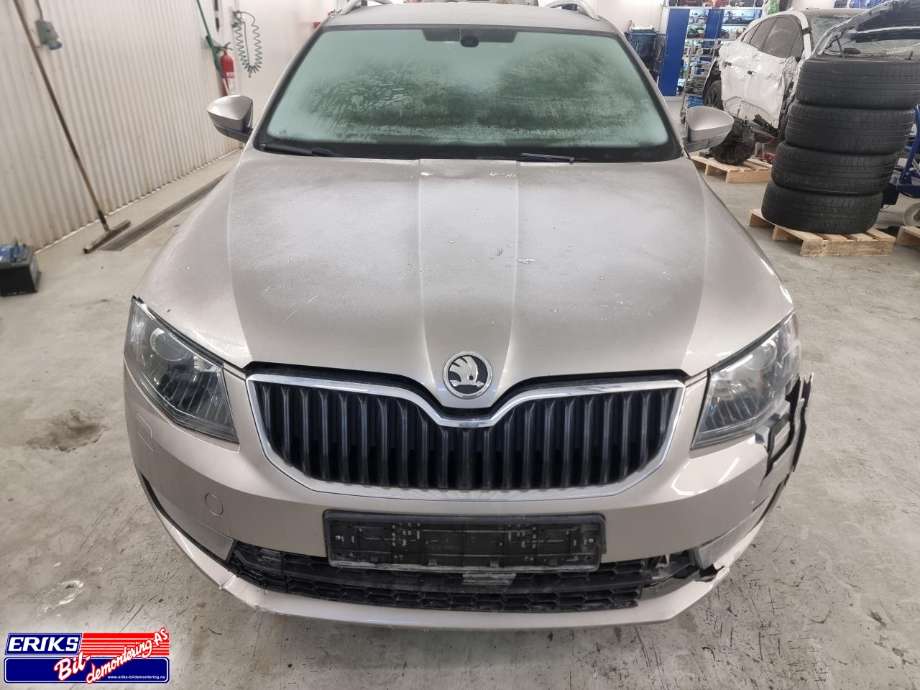 Škoda Octavia 2013-2016 (Type III, Fase 1) , Motorkode: CLHA, Girkassekode: MRV