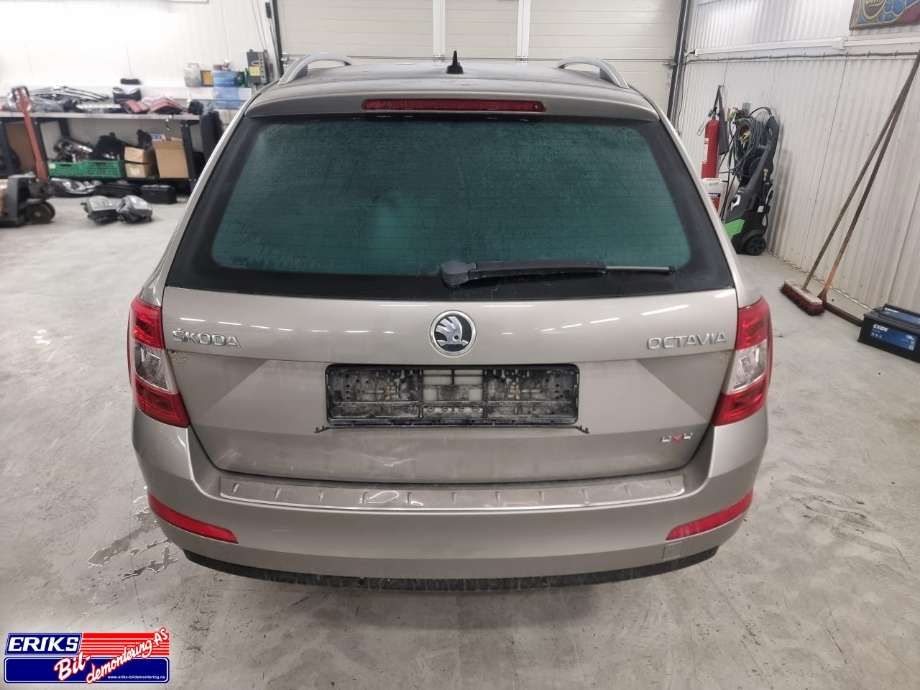 Škoda Octavia 2013-2016 (Type III, Fase 1) , Motorkode: CLHA, Girkassekode: MRV