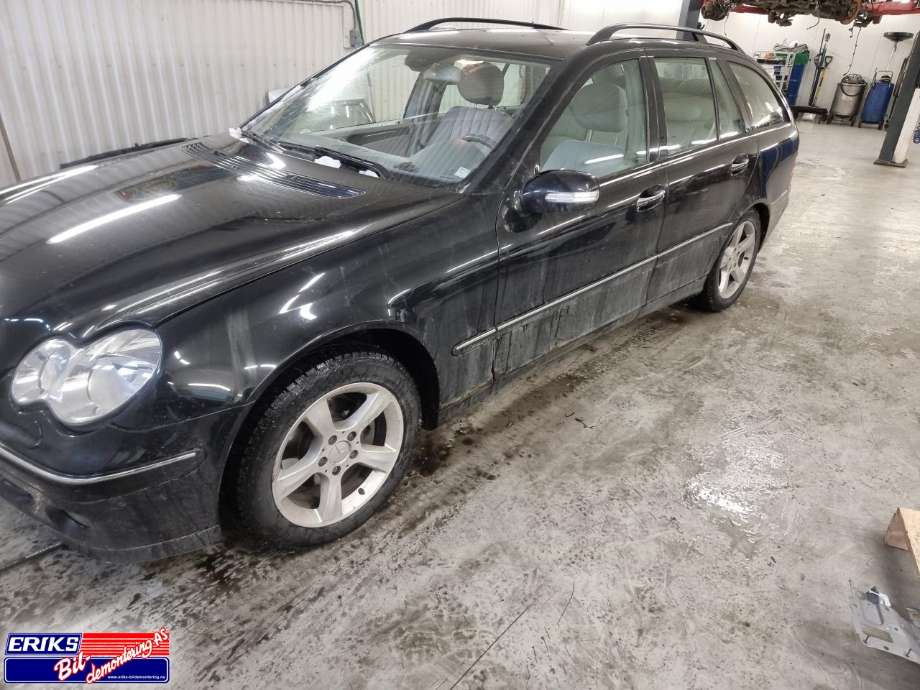 Mercedes C-Klasse 2004-2007 (Fase 2) (W203) (W203), Motorkode: OM271946, Girkassekode: 72269506458665