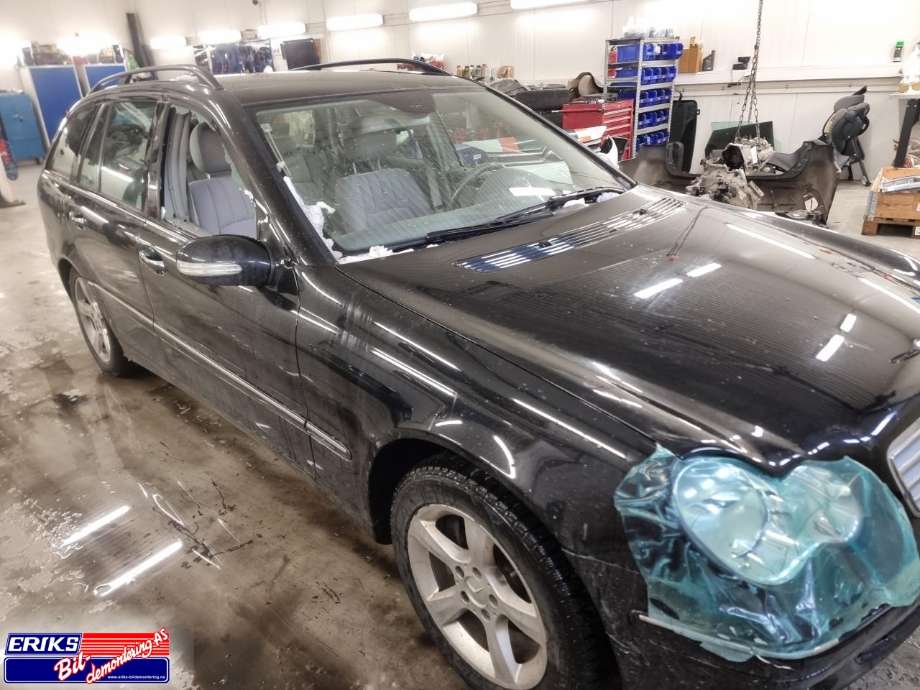 Mercedes C-Klasse 2004-2007 (Fase 2) (W203) (W203), Motorkode: OM271946, Girkassekode: 72269506458665