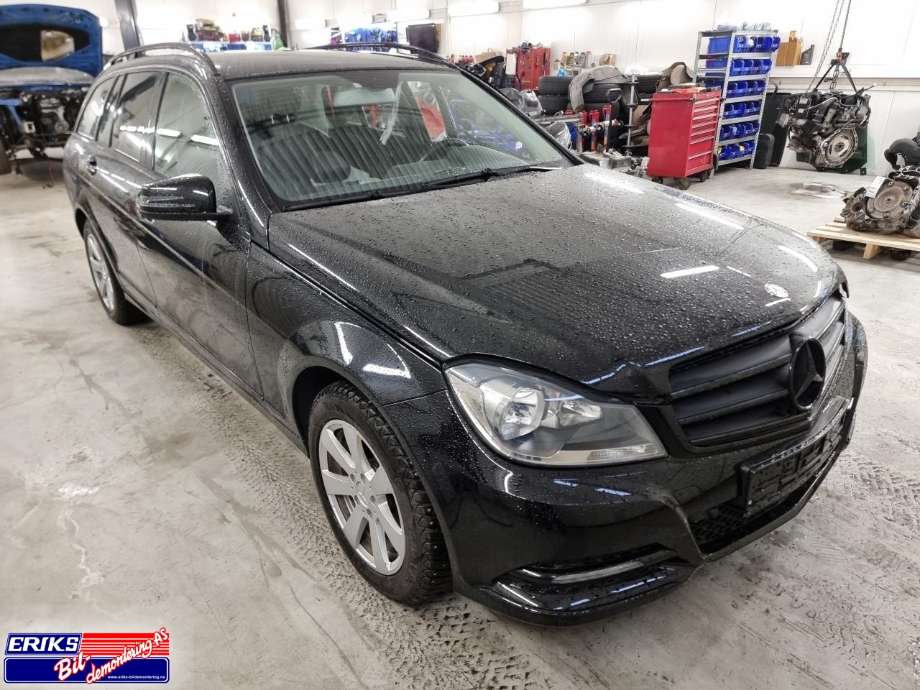 Mercedes C-Klasse 2011-2014 (Fase 2) (W204) (W204), Motorkode: OM 274910 M274.910, Girkassekode: 72299504189982