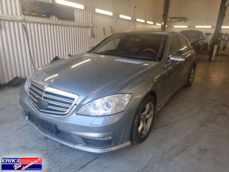 Mercedes S-Klasse 2005-2013 (W221) (W221), Motorkode: OM 642 932, Girkassekode: 72296201651850