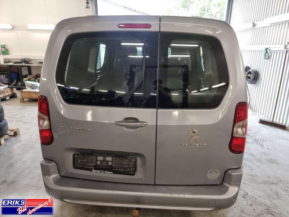 Peugeot Partner 2019-->> (Type III) , Motorkode: YH01, Girkassekode: 98 279 622 80