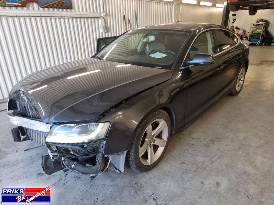 Audi A5 2007-2016 (Type I) , Motorkode: CAGA CAGB CMEA, Girkassekode: MMV