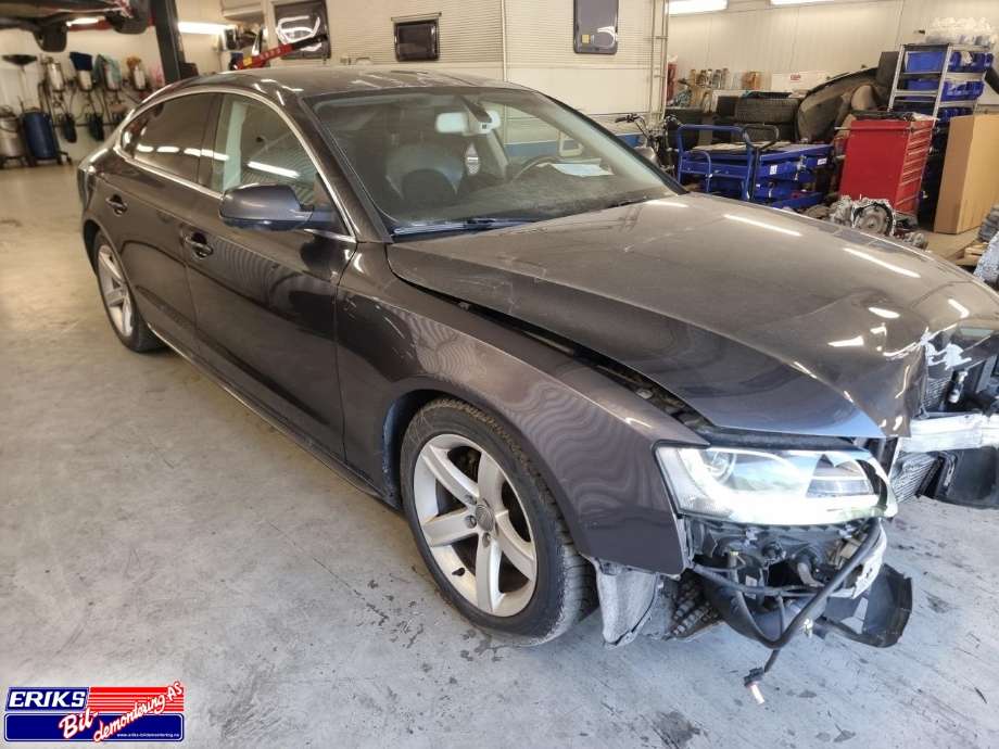 Audi A5 2007-2016 (Type I) , Motorkode: CAGA CAGB CMEA, Girkassekode: MMV