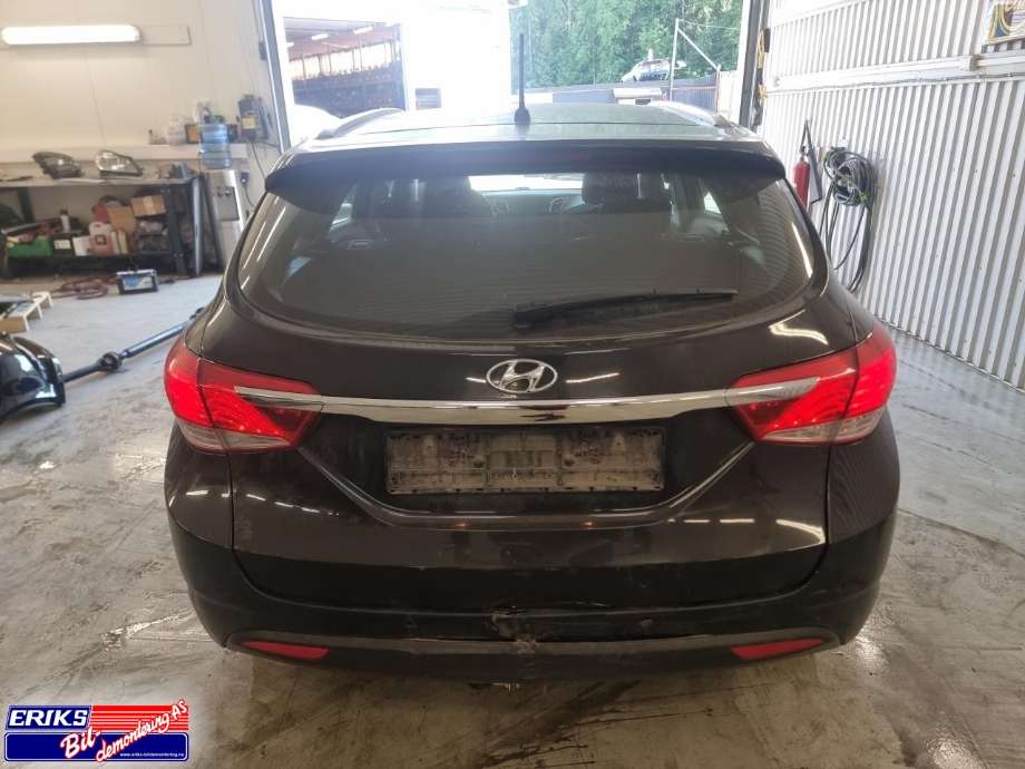Hyundai i40 2012-2017 , Motorkode: D4FD, Girkassekode: WT03