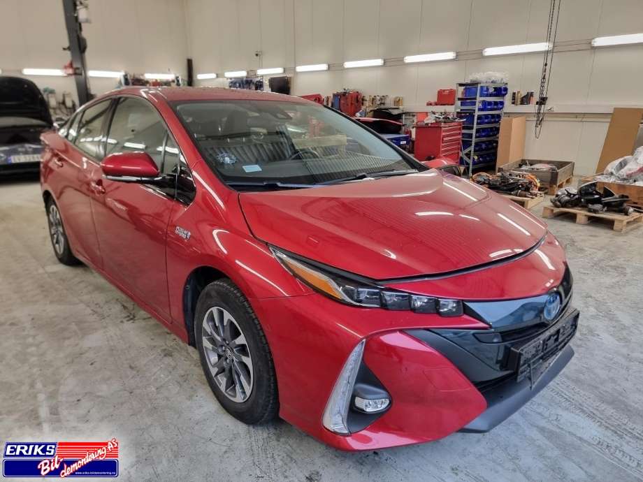 Toyota Prius 2016-2023 (Type IV) (combi) (combi), Motorkode: 2ZR-FXE|1NM|1SM, Girkassekode: 
