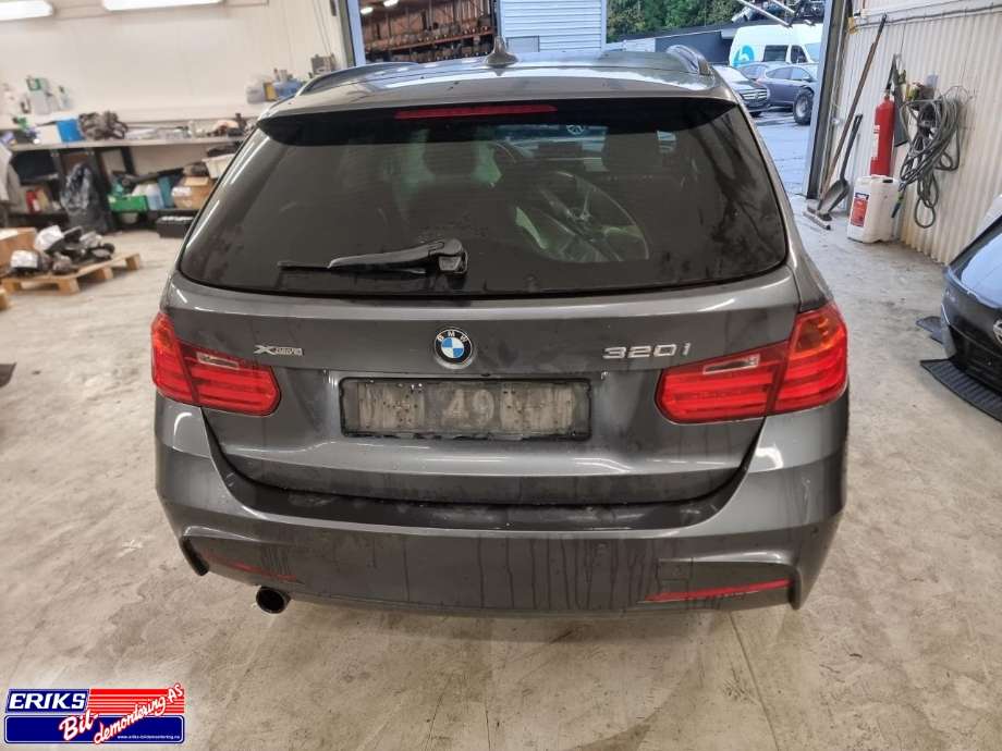 BMW 3-Serie 2012-2018 (F30/F31/F34) (F30/F31/F34), Motorkode: N20B20B, Girkassekode: 24 00 8 638 282