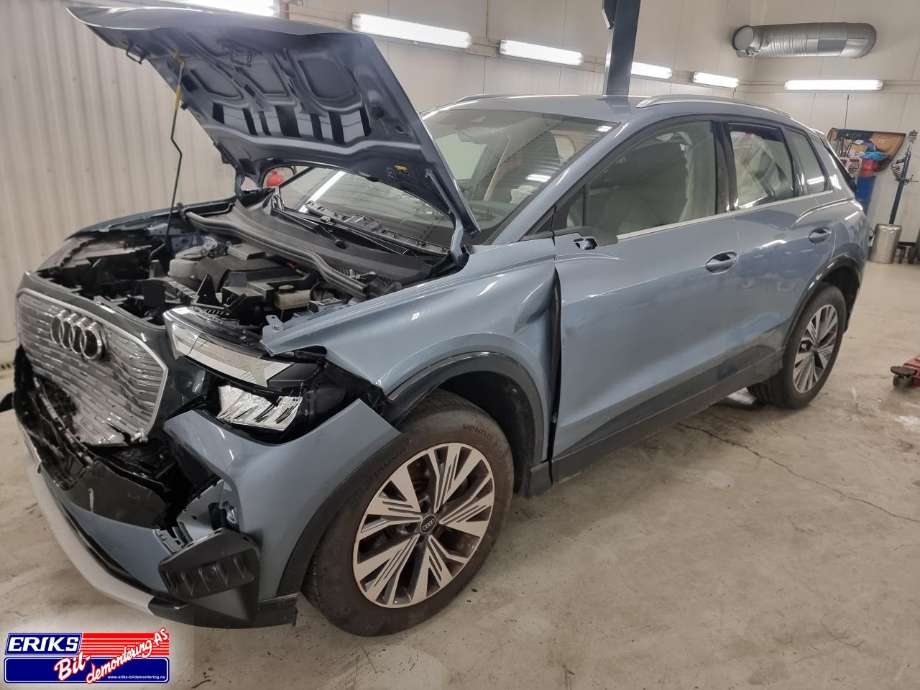 Audi Q4 e-tron, 2021->>  delebil , Motorkode: EBR|EBJ
