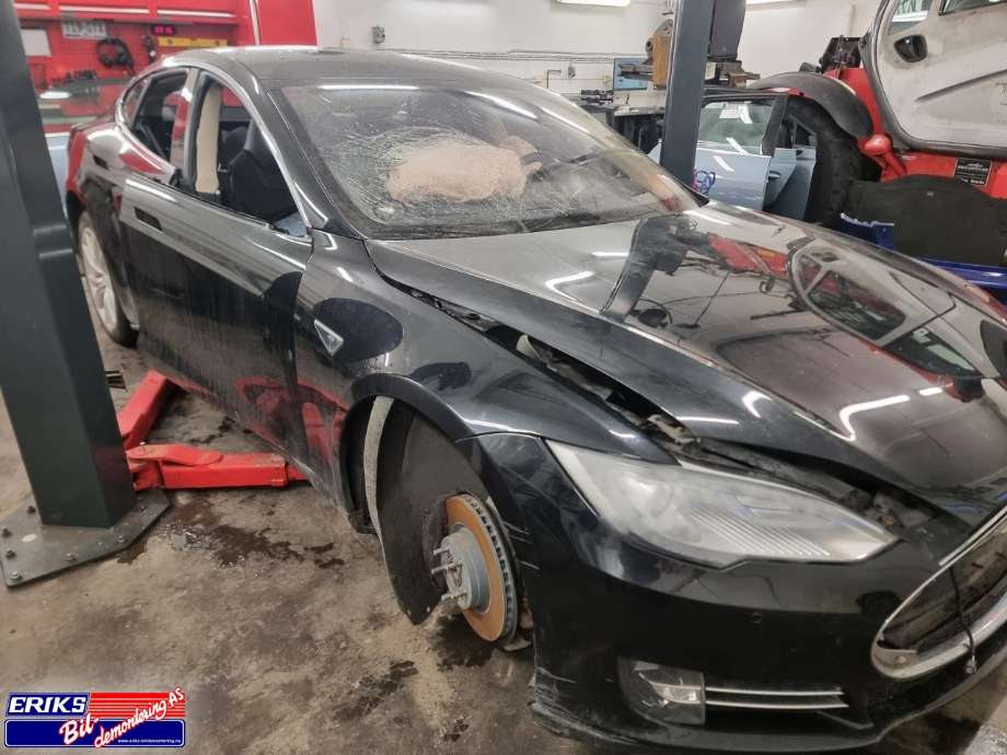 Tesla Model S 2013-2016 (Fase 1) , Motorkode: L1S, Girkassekode: 