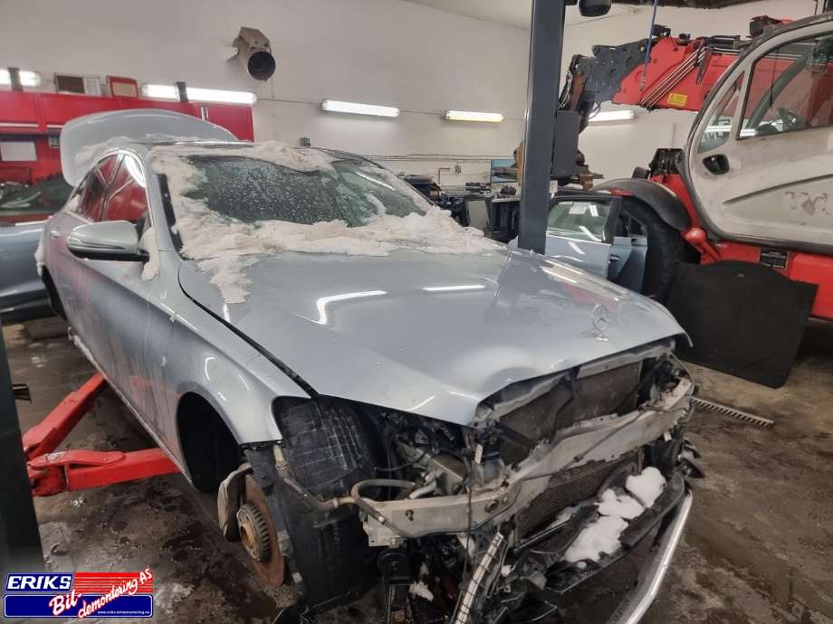 Mercedes C-Klasse 2014-2018 (Fase 1) (W205) (W205), Motorkode: 274920 M 274.920, Girkassekode: 724295000