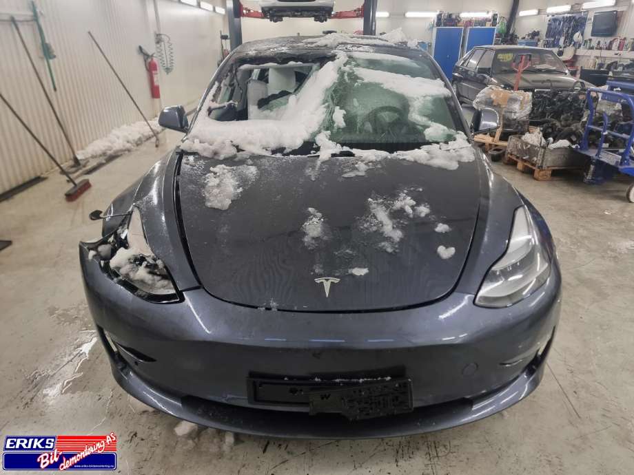Tesla Model 3 2018-2023 (Fase 1) delebil , Motorkode: 3D3|3D5, Girkassekode: 