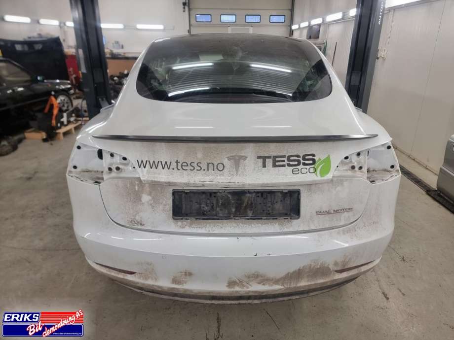 Tesla Model 3 2018-2023 (Fase 1) , Motorkode: 3D3|3D1, Girkassekode: 